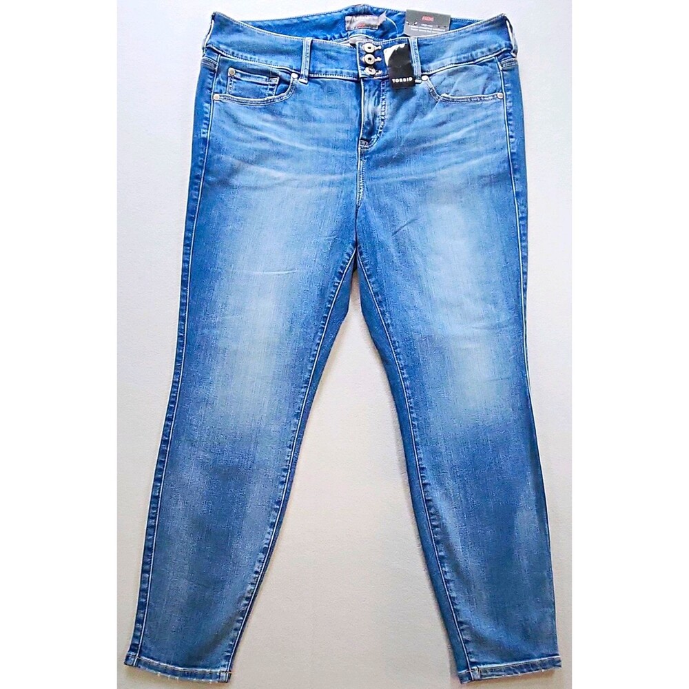Torrid Feel The Fit High Rise Jegging Medium Wash Blue Stretch Jeans Size 18